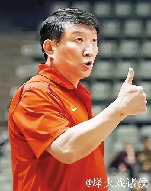 奥萨尔调整手感!全场6中3、罚球7中1揽下7分6板2失误 奥萨尔调整手感!全场6中3、罚球7中1揽下7分6板2失误